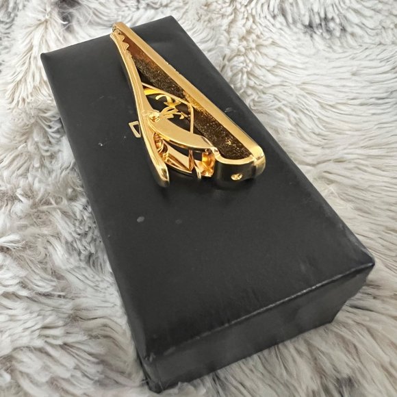 Like New Tie Clip in Vintage Yves Saint Laurent Box YSL - Picture 12 of 14